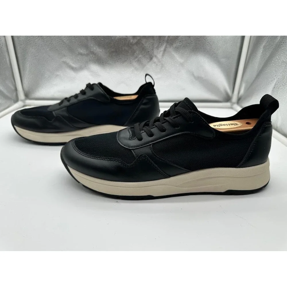 Banana Republic Sustainable Knit Sneakers Black Cream Low Top Mens Size 10 FA22